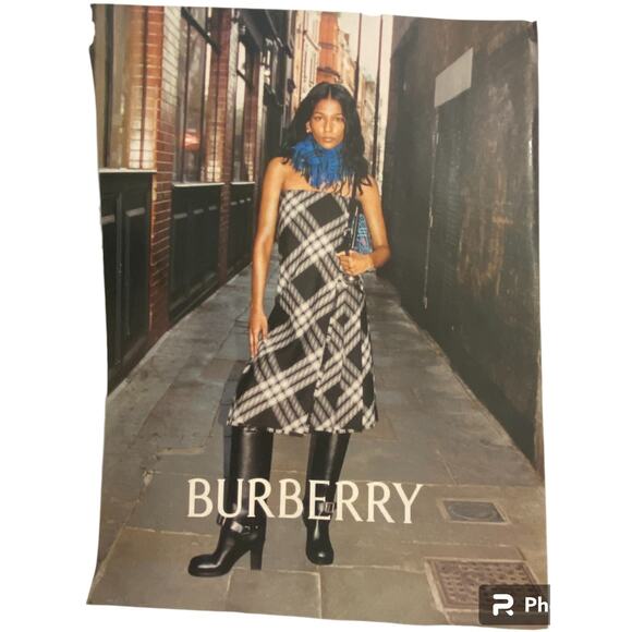 Burberry Tory Burch Print Ad Campaign Spring 2024 Frame Ready Original Catalog - Picture 1 of 4